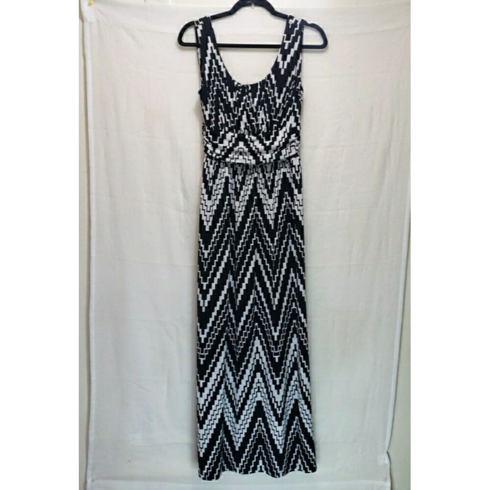 AB Studio Women's Size S Black White Chevron Maxi Dress Geometric Sleeveless